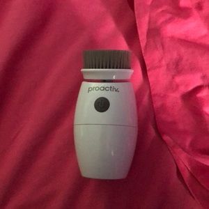 Proactiv Charcoal Spin Brush